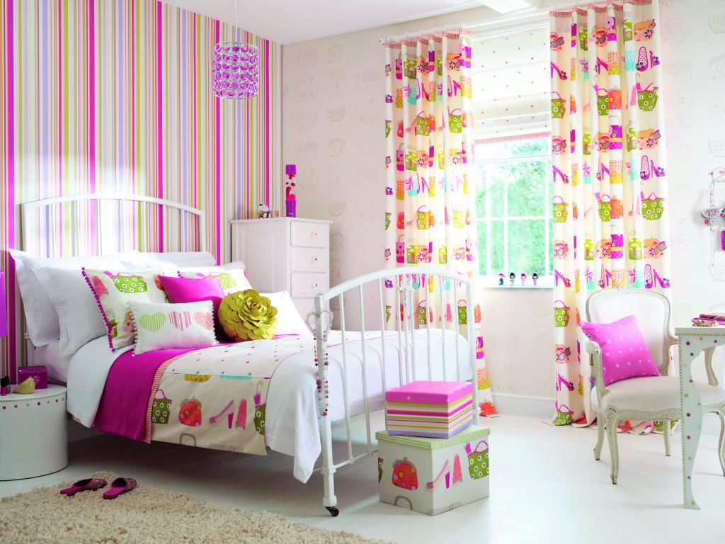Выбор штор для детской комнаты